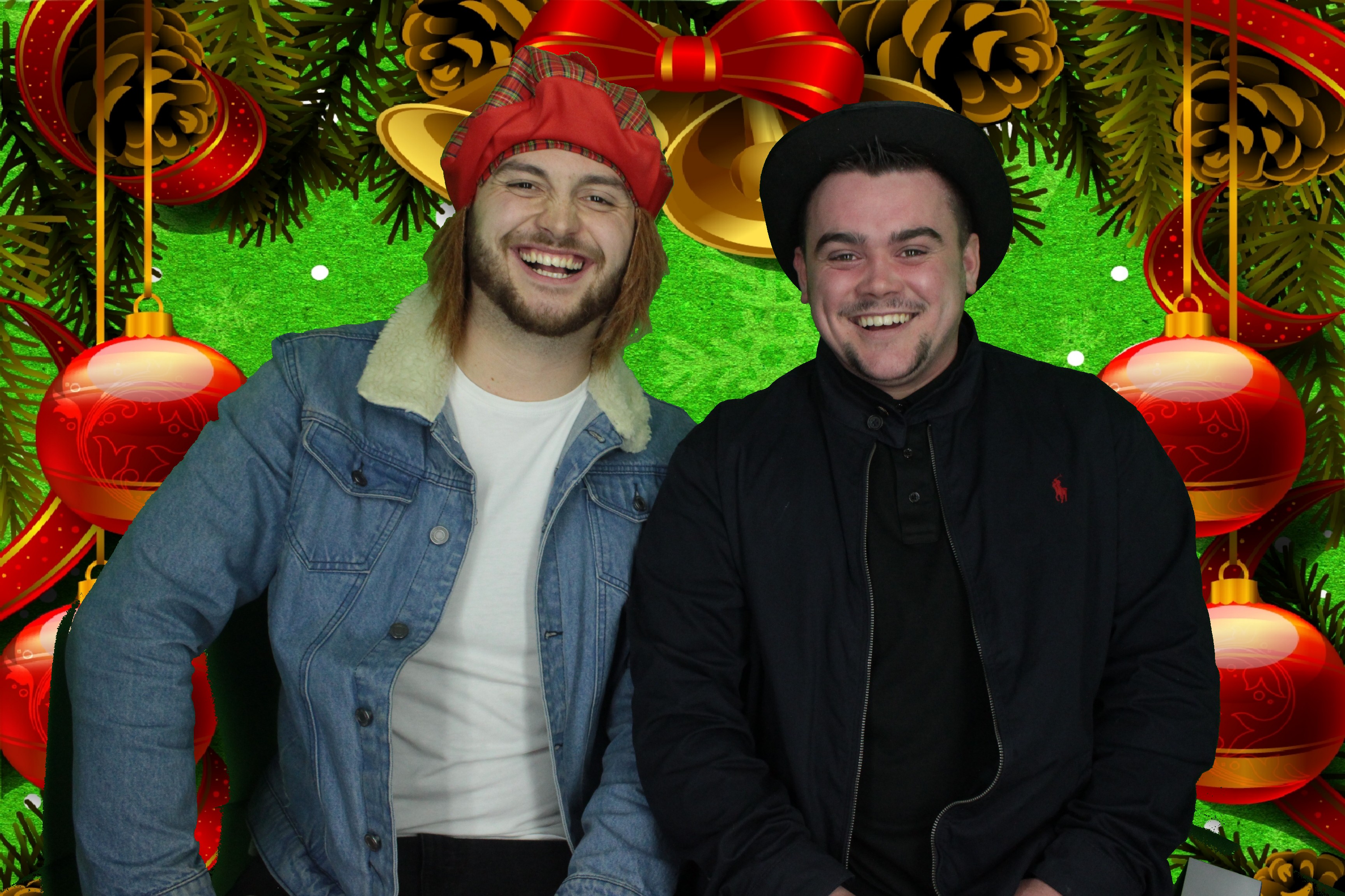 One Line Christmas Party | View more photos from the event at gallery.myphotoboothexperience.co.uk/u/MyPhotoBoothExperienceLtd/One-Line-Christmas-Party
